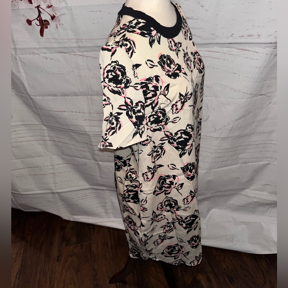 Truth Dress - Picture 3 of 6